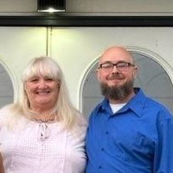 Meet your Posher, Linda - Picture 1 of 1